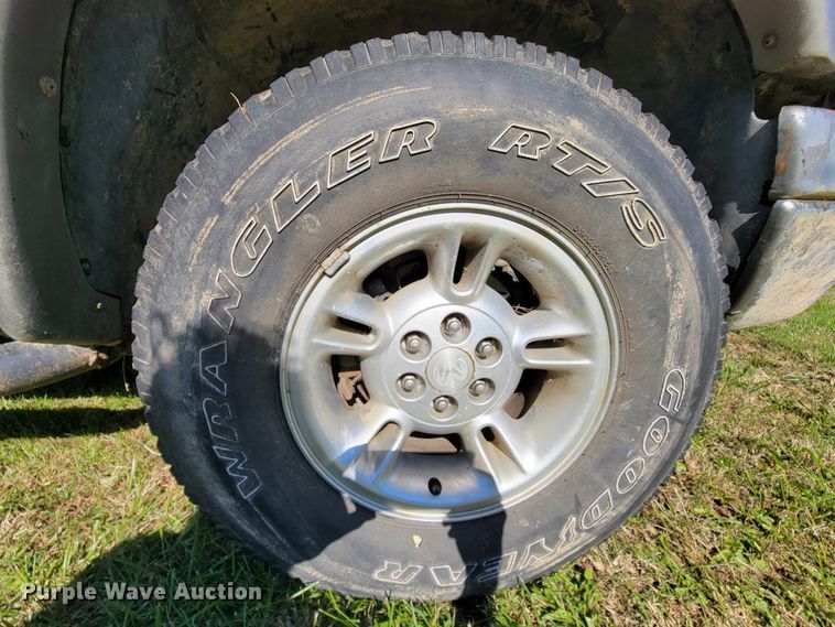 image for item KQ9128 2000 Dodge Durango  SUV