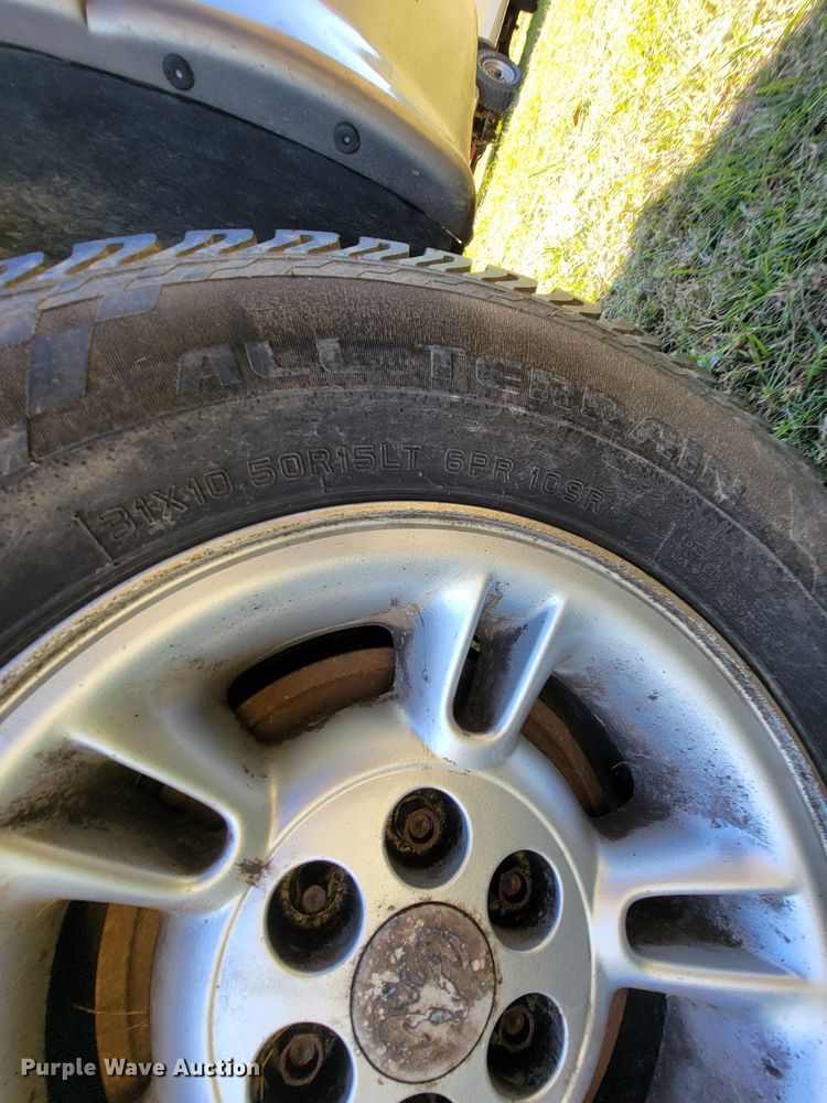 image for item KQ9128 2000 Dodge Durango  SUV