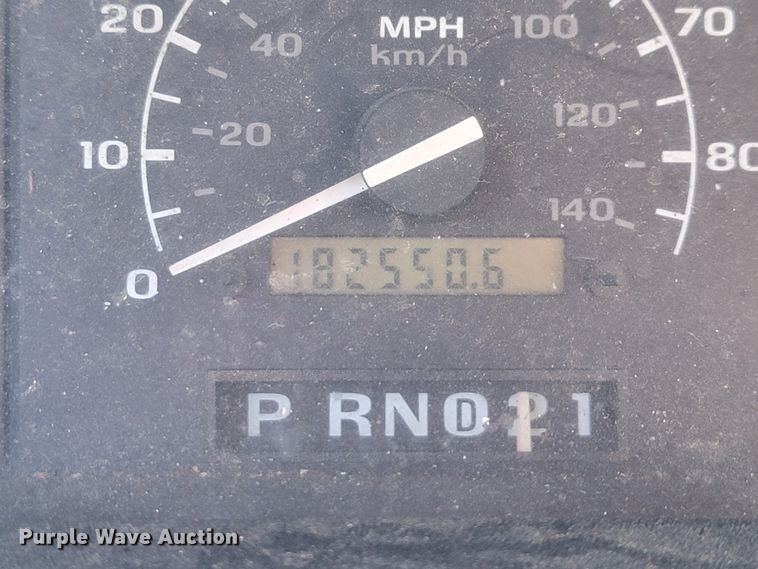 image for item KQ9131 1992 Ford F150  pickup truck