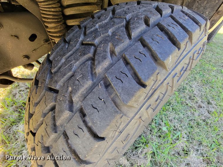 image for item KQ9131 1992 Ford F150  pickup truck