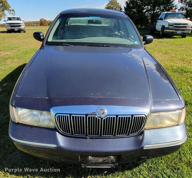 image for item KQ9132 2000 Mercury Grand Marquis