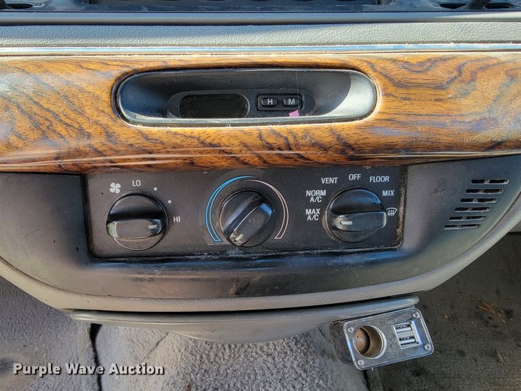 image for item KQ9132 2000 Mercury Grand Marquis