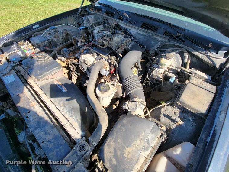 image for item KQ9132 2000 Mercury Grand Marquis