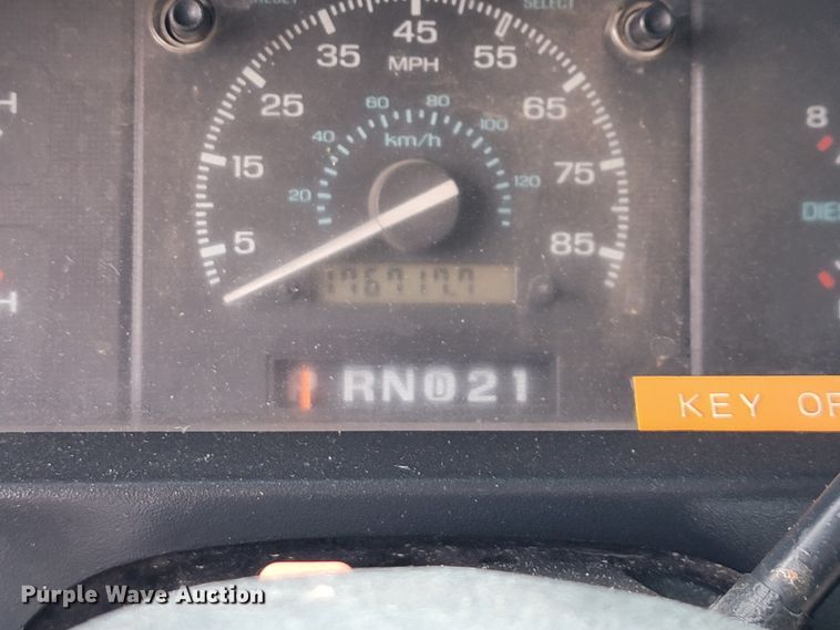 image for item KQ9162 1994 Ford E350  school bus