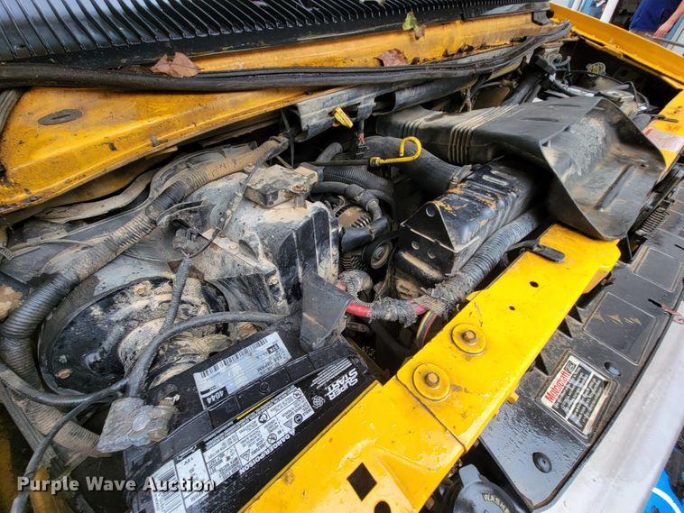 image for item KQ9162 1994 Ford E350  school bus