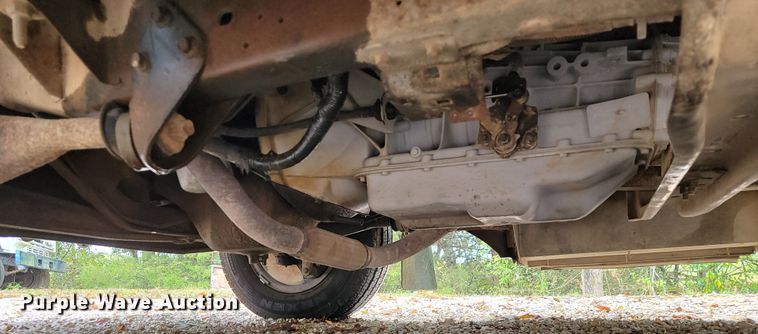 image for item KQ9162 1994 Ford E350  school bus