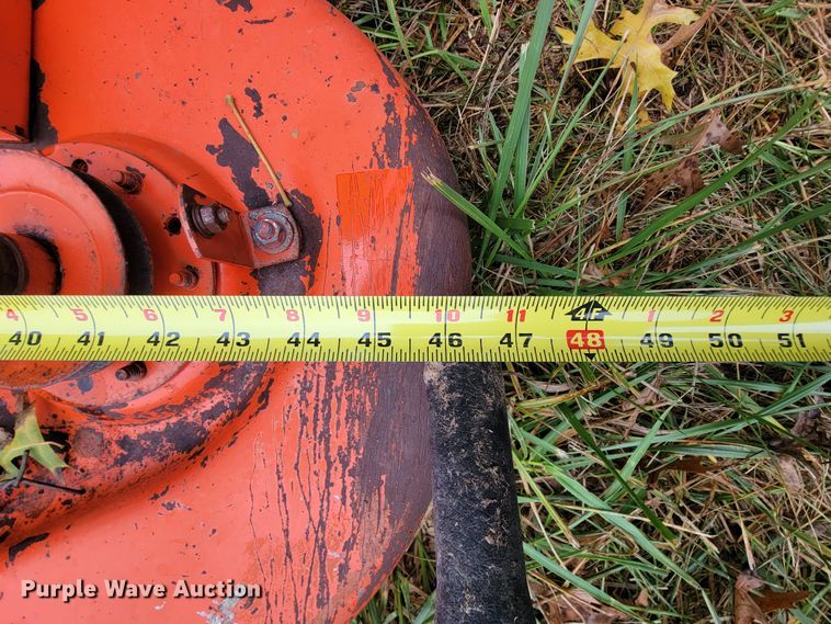 image for item KQ9177 Allis Chalmers 811 GT  lawn mower