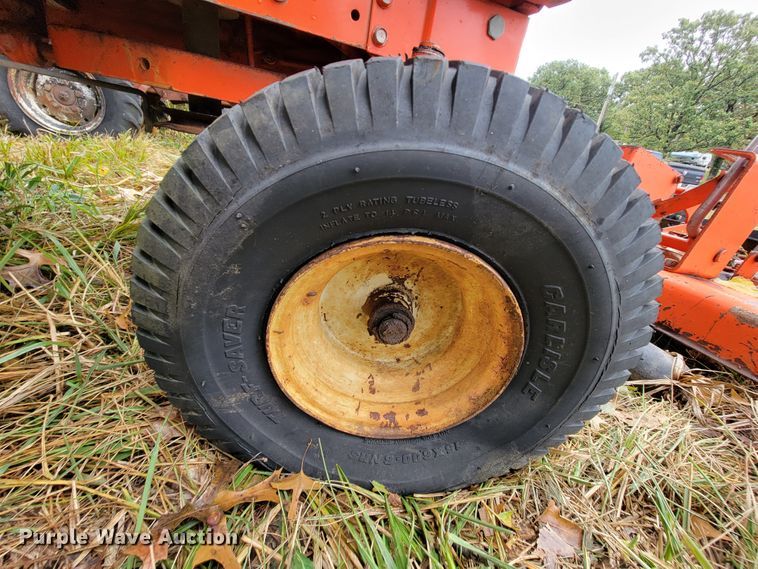 image for item KQ9177 Allis Chalmers 811 GT  lawn mower