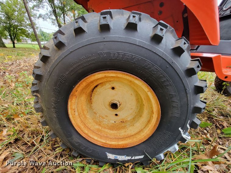 image for item KQ9177 Allis Chalmers 811 GT  lawn mower