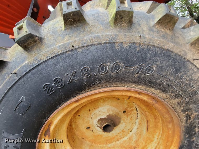 image for item KQ9177 Allis Chalmers 811 GT  lawn mower