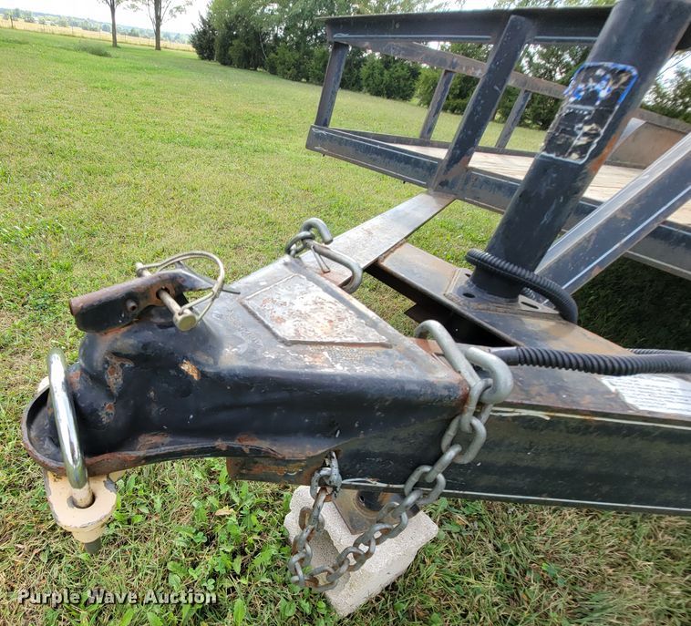 image for item KQ9195 2013 Kodiak  utility trailer