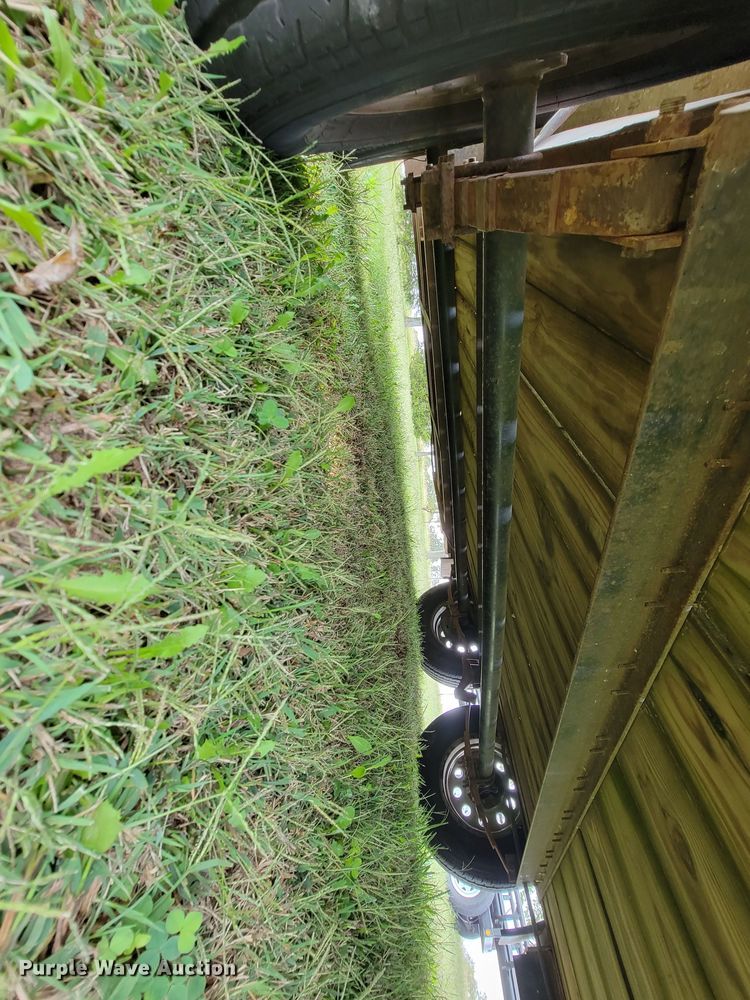 image for item KQ9195 2013 Kodiak  utility trailer