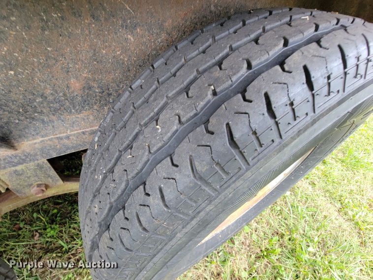 image for item KQ9195 2013 Kodiak  utility trailer