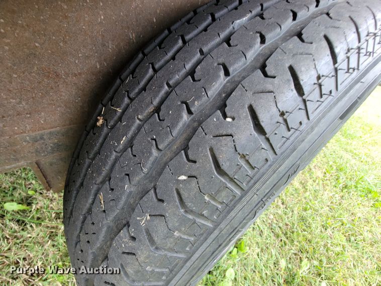 image for item KQ9195 2013 Kodiak  utility trailer