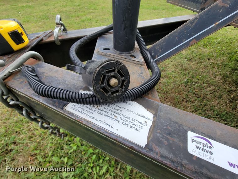 image for item KQ9195 2013 Kodiak  utility trailer