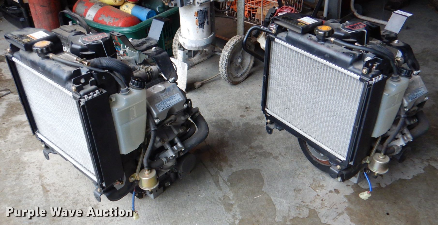 (2) 2002 Kawasaki FD750D engines in Tulsa, OK Item ID9129 sold