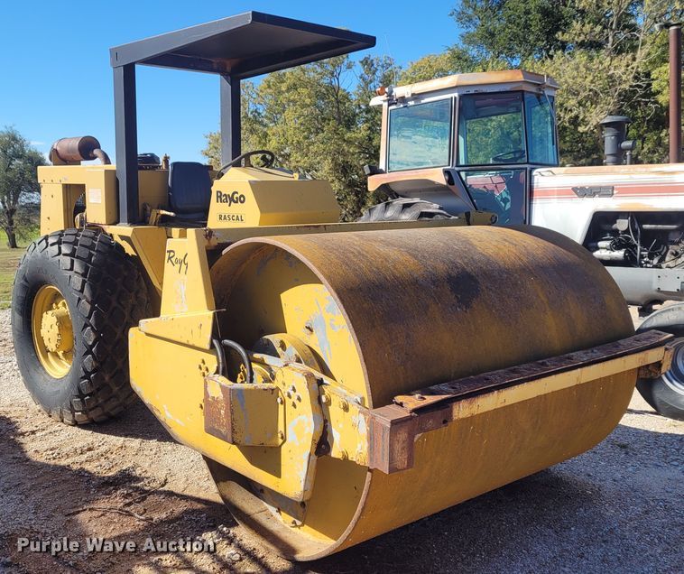 image for item BY9461 Ray Go Rascal 400  single drum vibratory roller