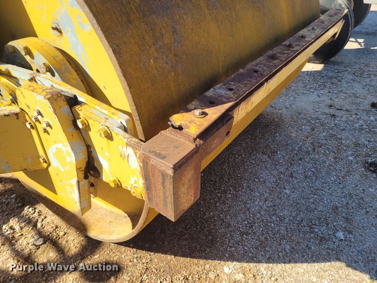 image for item BY9461 Ray Go Rascal 400  single drum vibratory roller