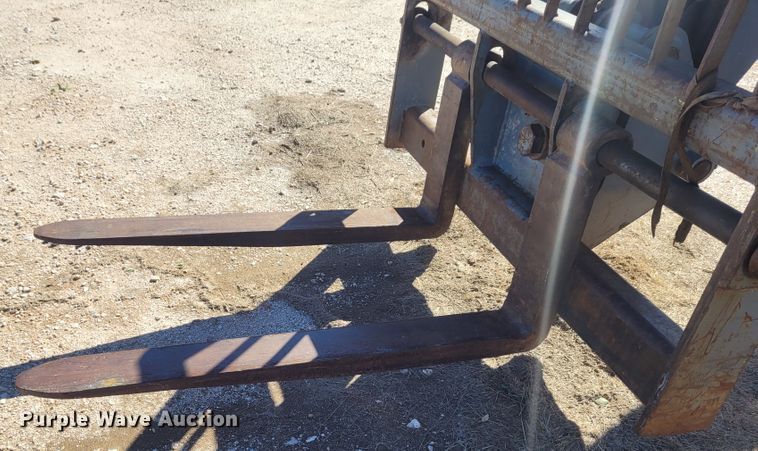 image for item BY9462 Terex TH1056C  telehandler