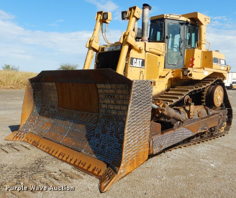 image for item DG1854 1999 Caterpillar D9R  dozer