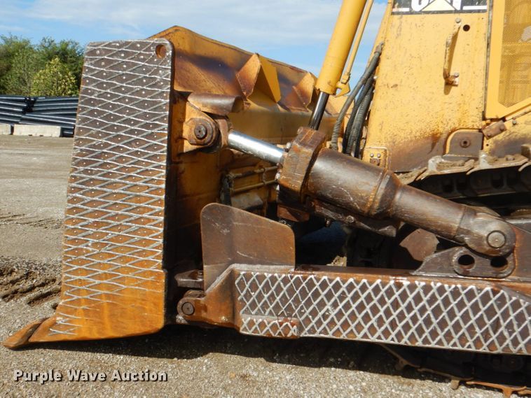 image for item DG1854 1999 Caterpillar D9R  dozer