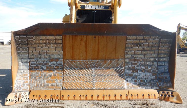 image for item DG1854 1999 Caterpillar D9R  dozer