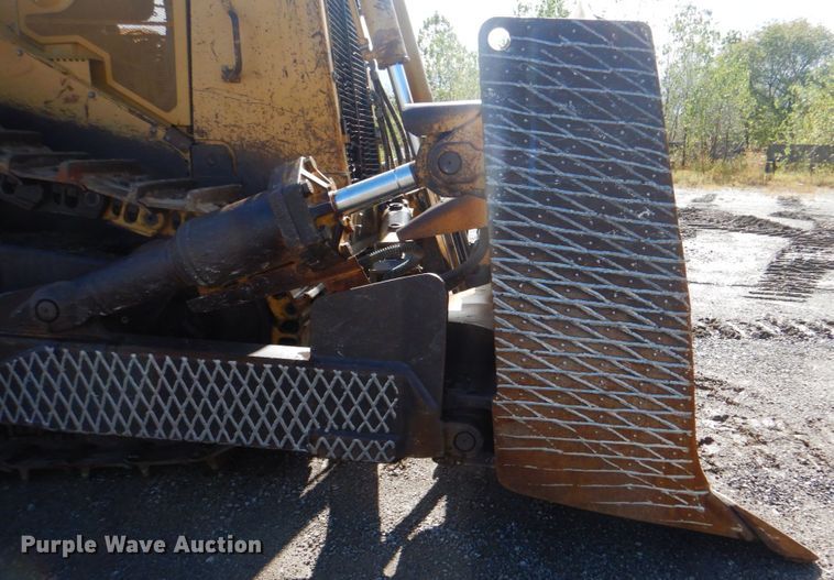 image for item DG1854 1999 Caterpillar D9R  dozer