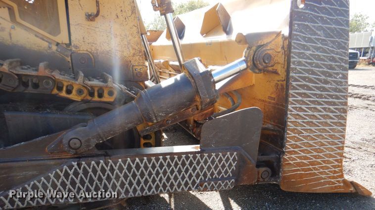 image for item DG1854 1999 Caterpillar D9R  dozer