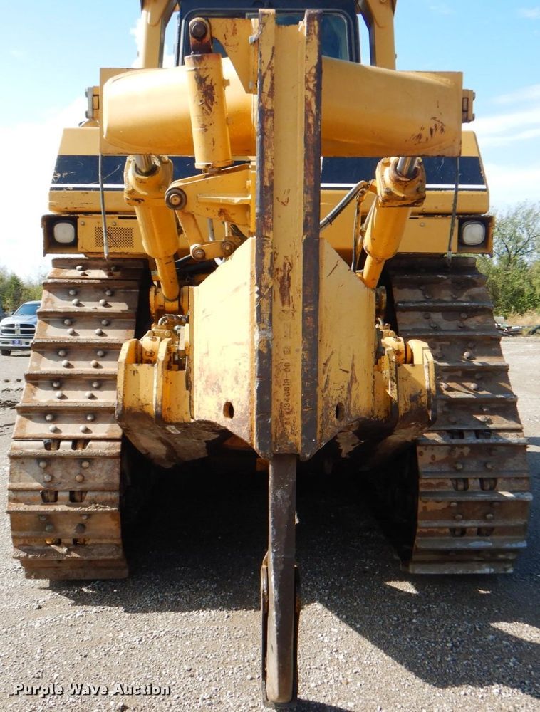 image for item DG1854 1999 Caterpillar D9R  dozer