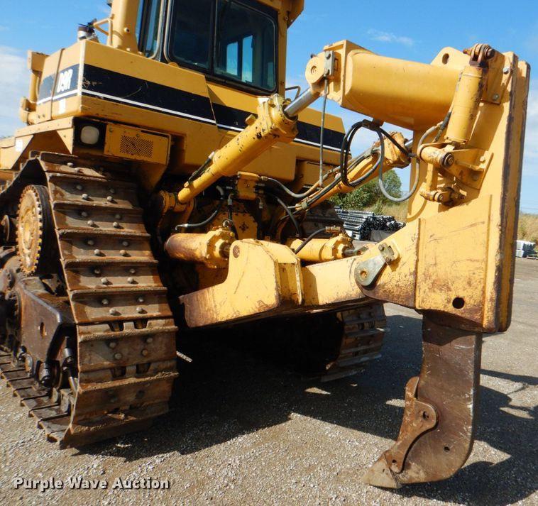 image for item DG1854 1999 Caterpillar D9R  dozer
