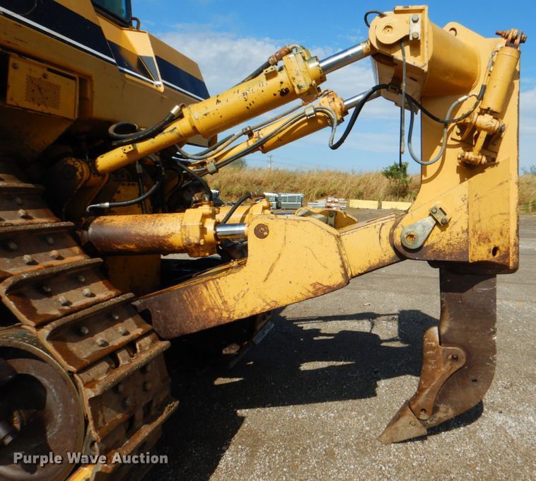image for item DG1854 1999 Caterpillar D9R  dozer