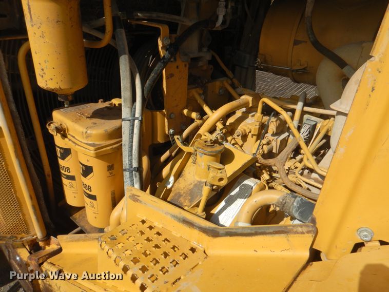 image for item DG1854 1999 Caterpillar D9R  dozer