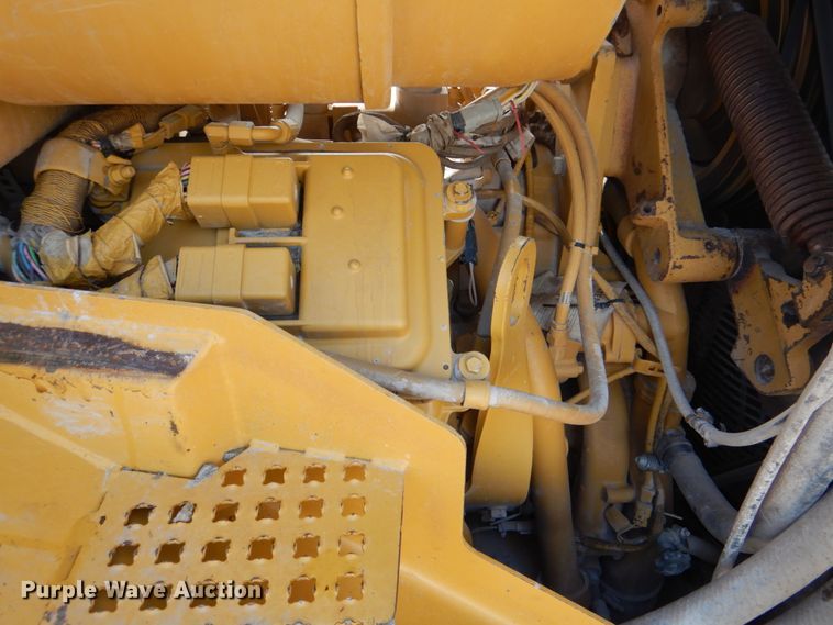 image for item DG1854 1999 Caterpillar D9R  dozer