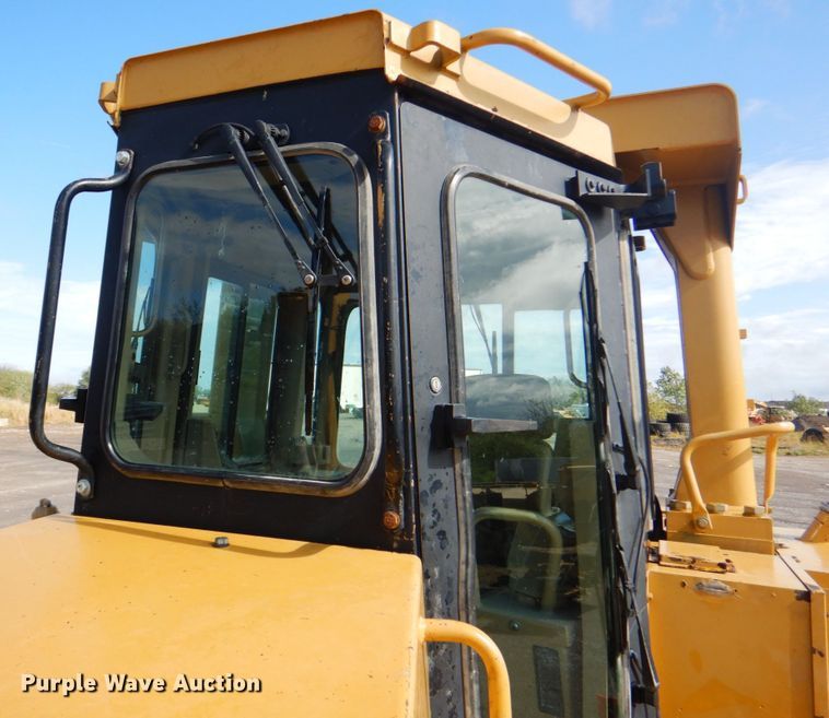 image for item DG1854 1999 Caterpillar D9R  dozer