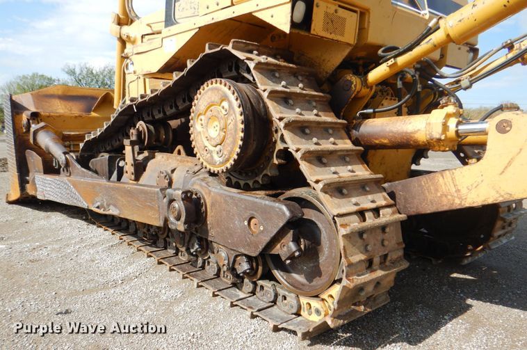 image for item DG1854 1999 Caterpillar D9R  dozer