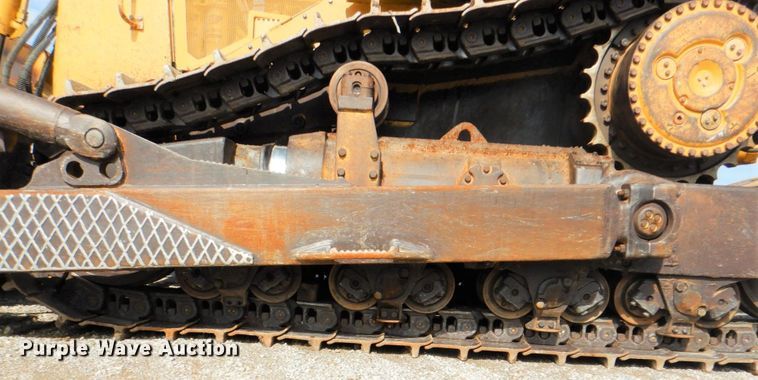 image for item DG1854 1999 Caterpillar D9R  dozer