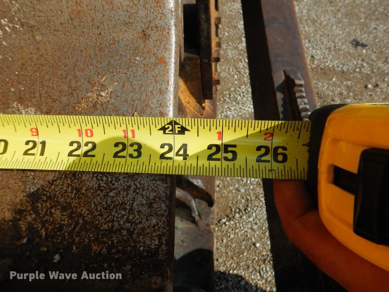 image for item DG1854 1999 Caterpillar D9R  dozer