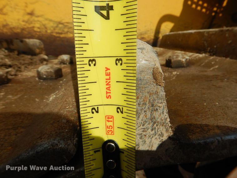 image for item DG1854 1999 Caterpillar D9R  dozer