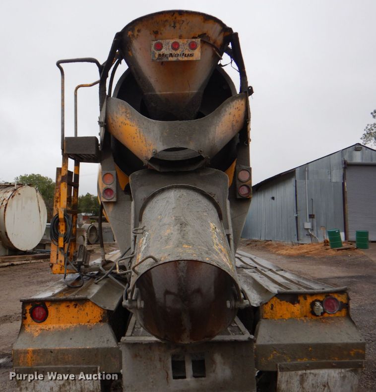 image for item DG1874 2000 Mack R690S  ready mix truck