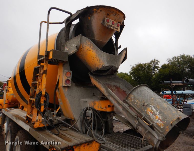 image for item DG1874 2000 Mack R690S  ready mix truck