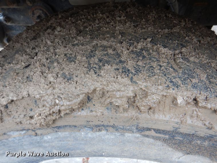 image for item DG1874 2000 Mack R690S  ready mix truck