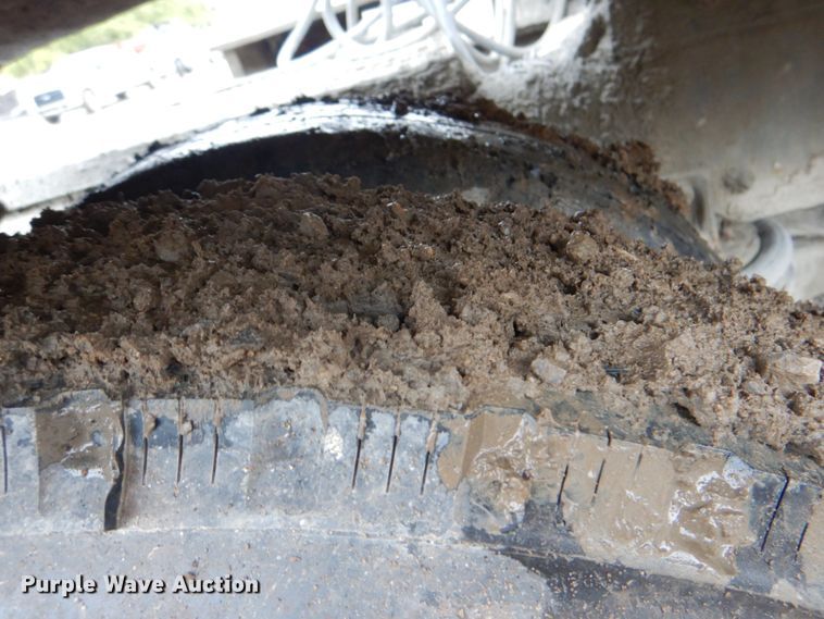 image for item DG1874 2000 Mack R690S  ready mix truck