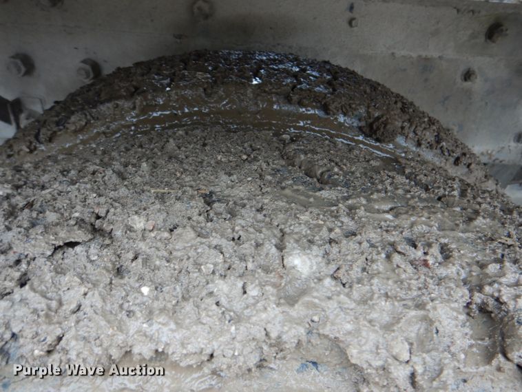 image for item DG1874 2000 Mack R690S  ready mix truck