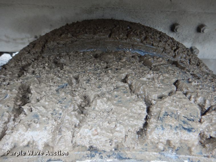 image for item DG1874 2000 Mack R690S  ready mix truck