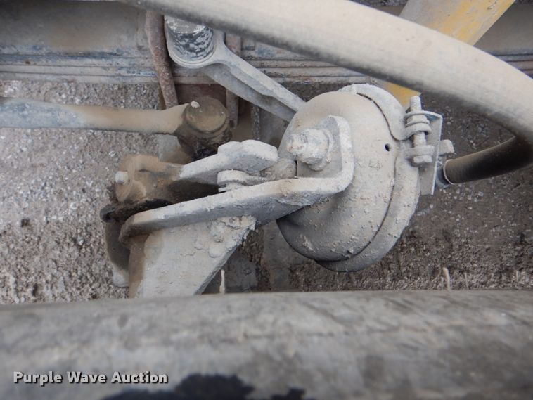 image for item DG1875 1998 Mack RD960S  ready mix truck