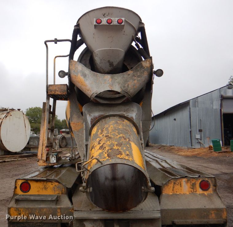 image for item DG1875 1998 Mack RD960S  ready mix truck