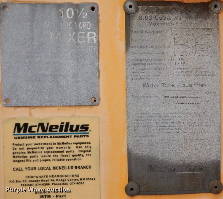 image for item DG1875 1998 Mack RD960S  ready mix truck