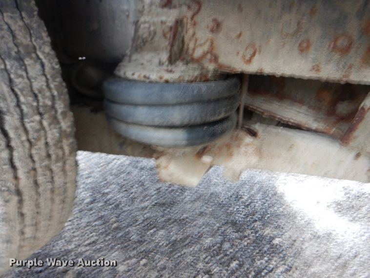 image for item DG1875 1998 Mack RD960S  ready mix truck