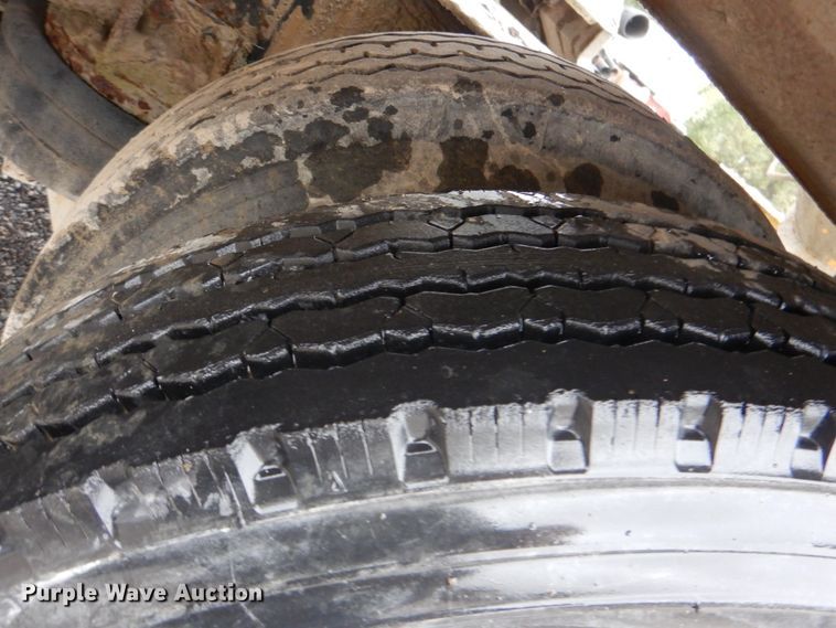 image for item DG1875 1998 Mack RD960S  ready mix truck