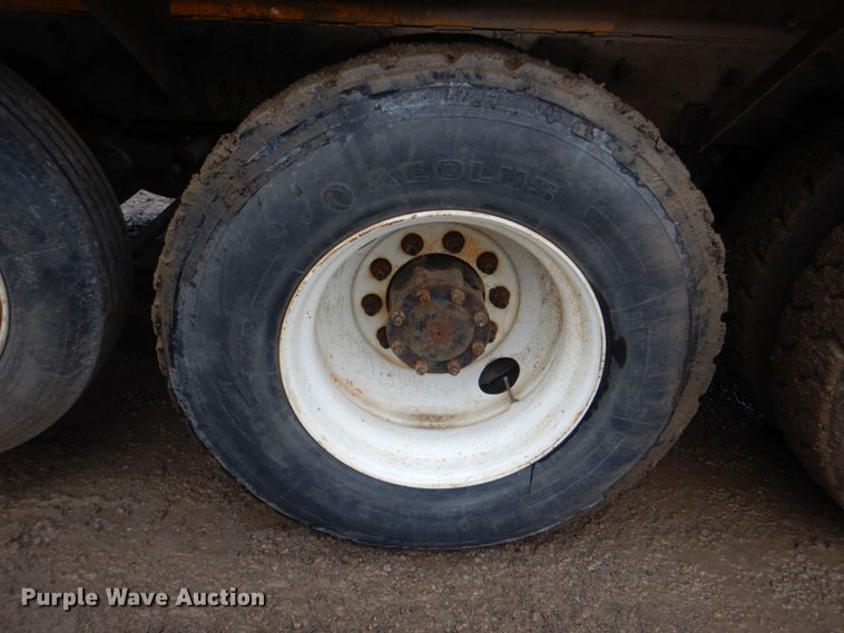 image for item DG1875 1998 Mack RD960S  ready mix truck